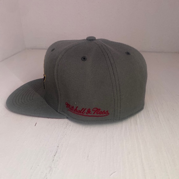 1995 raptors fitted hat-7 1/2 - Picture 4 of 5